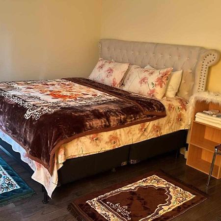 Divine Villa And Resorts 67 Sherman 5Mins To Ewr Airport And 4Mins To Penn Station Newark, 20Mins To New York Extérieur photo